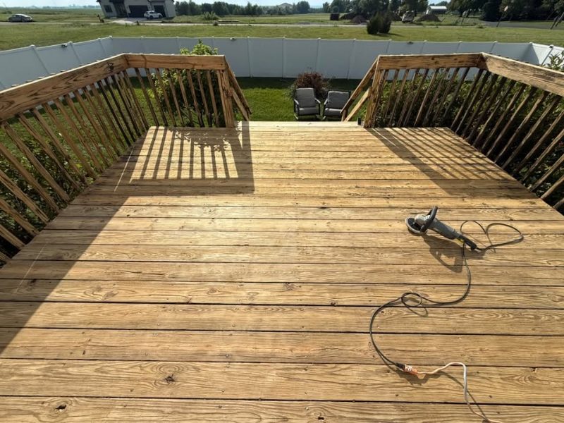Deck & Fence Builder project in Salem